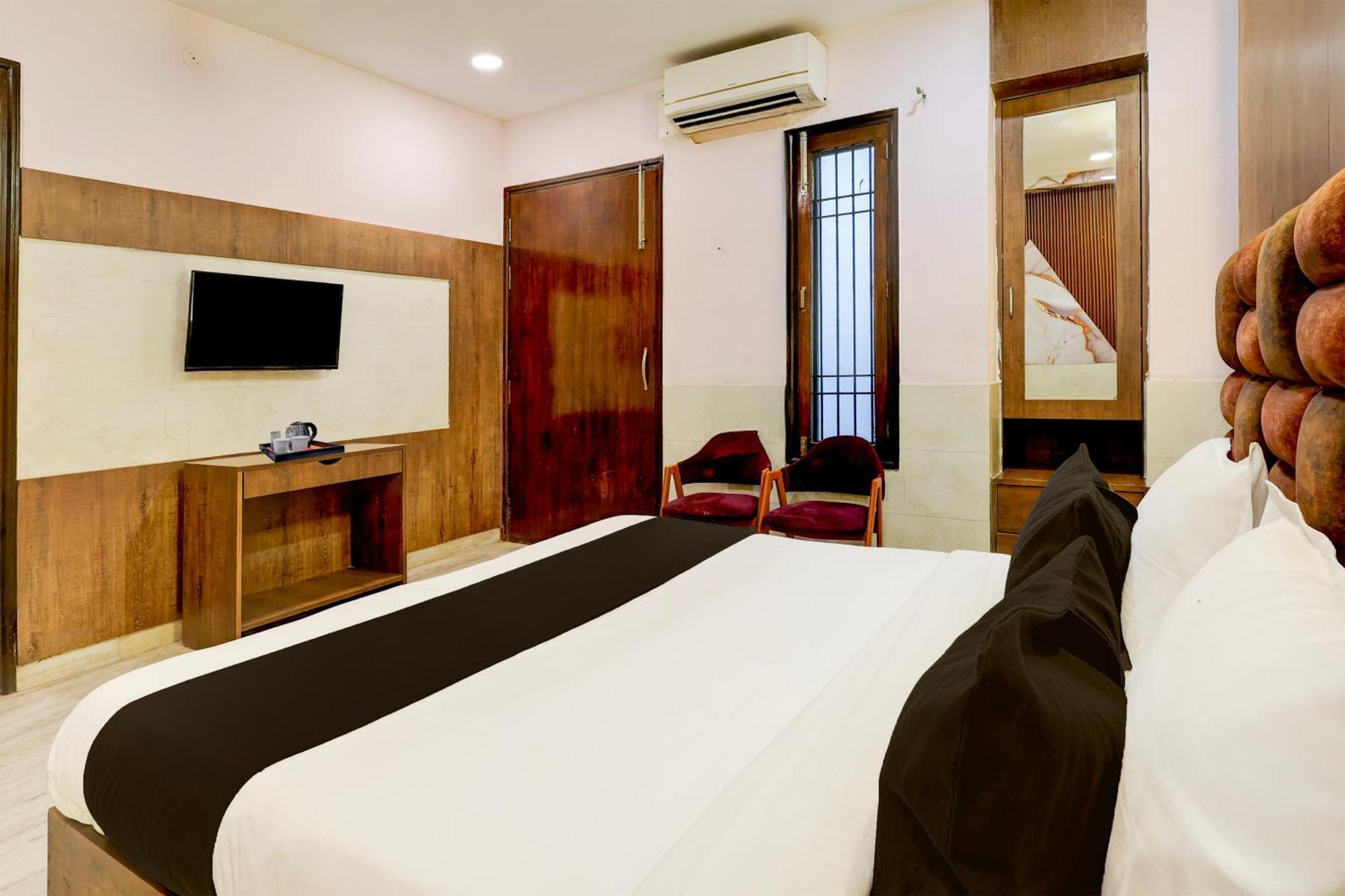 Super Hotel O Alipur Narela エクステリア 写真
