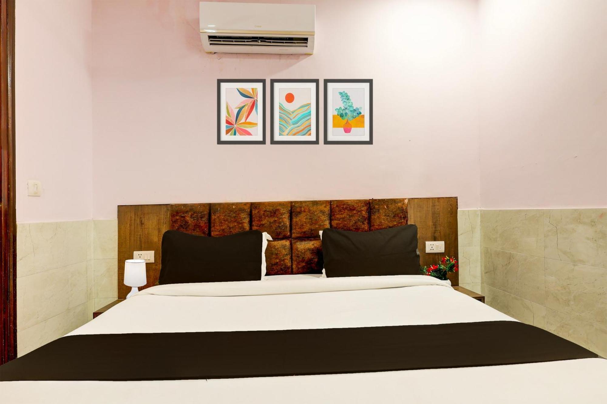 Super Hotel O Alipur Narela エクステリア 写真