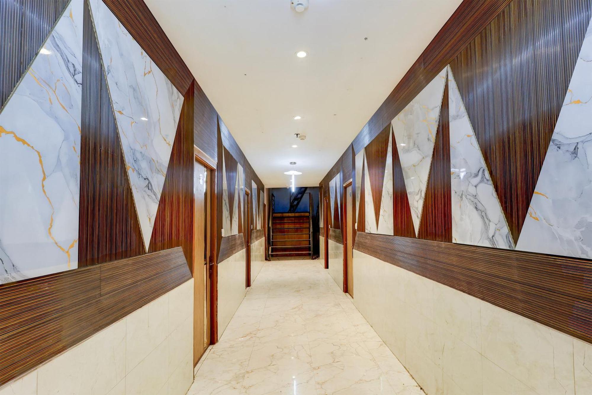 Super Hotel O Alipur Narela エクステリア 写真